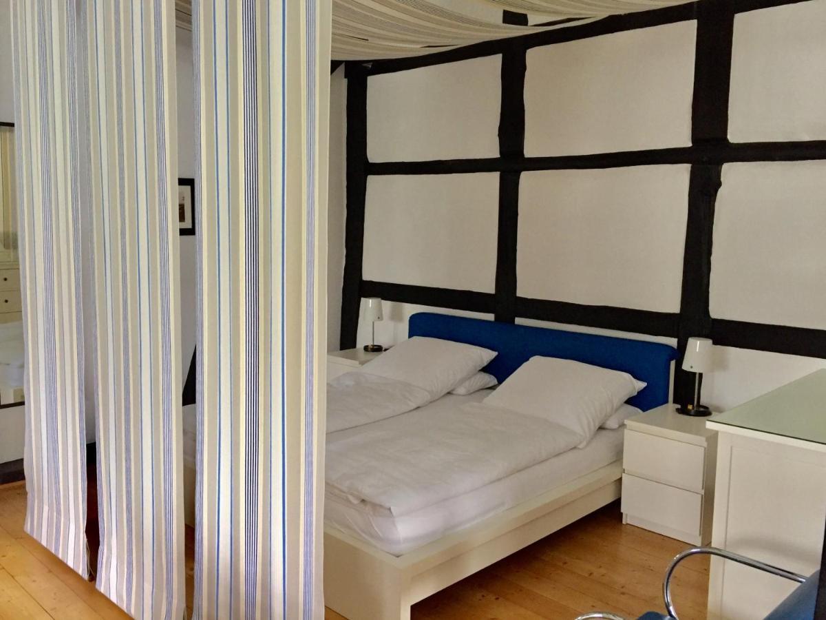 Suite „Friesland“ - Wunderschoenes Apartment In Fachwerkhaus ฮันโนเวอร์ ภายนอก รูปภาพ